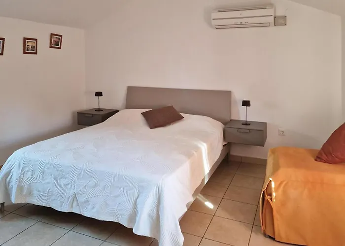 Stunning In Vikendica Visnjan