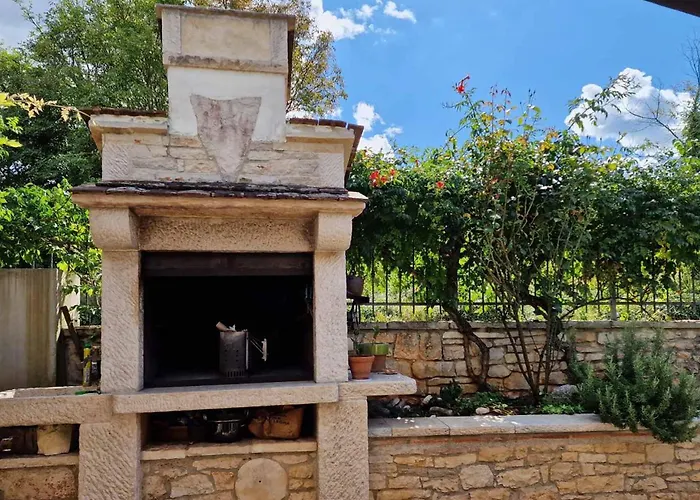 Vikendica Stunning In *